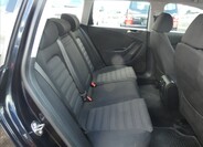 Volkswagen Passat 11
