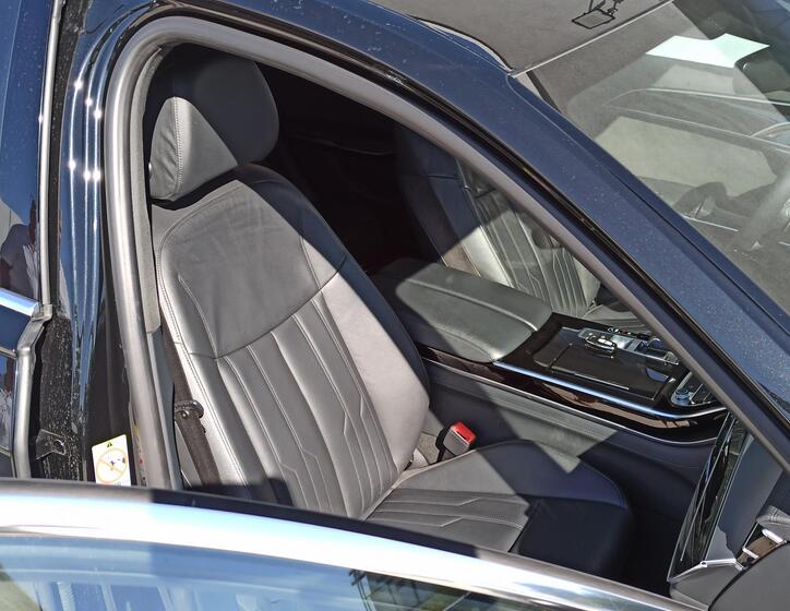 Audi A8 15