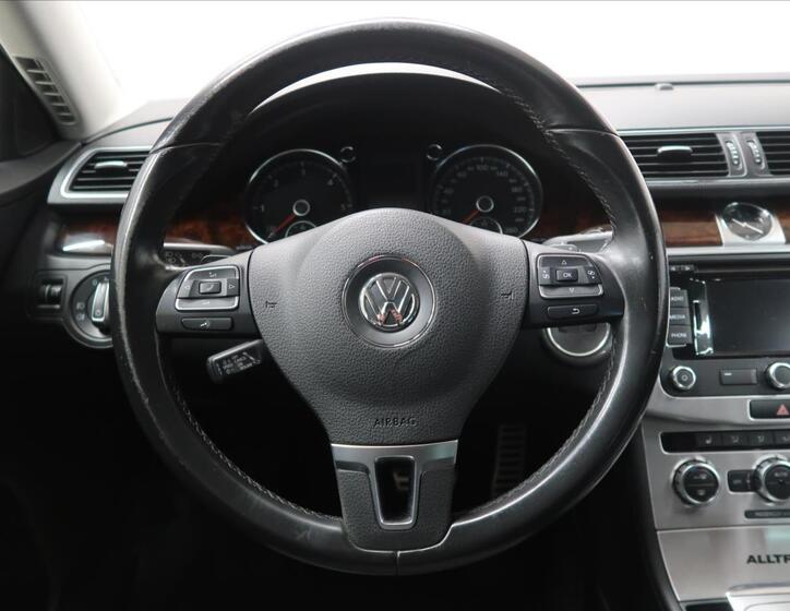 Volkswagen Passat 18