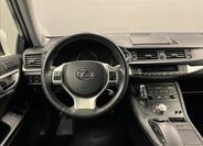 Lexus CT 200h 5