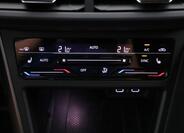 Volkswagen Polo 24