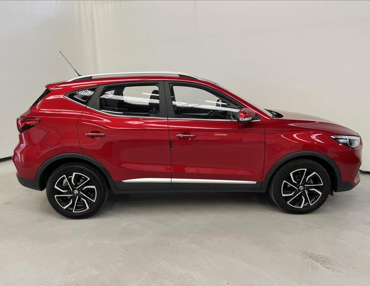 MG ZS 4