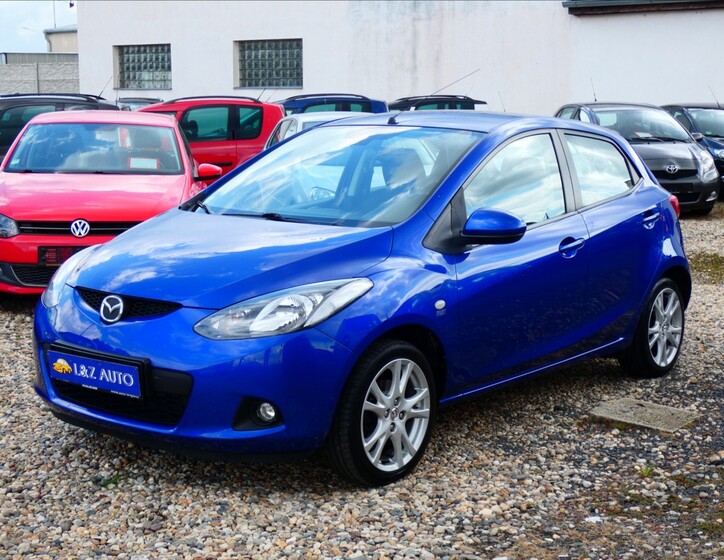 Mazda 2 1
