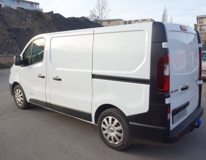 Renault Trafic 8