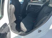 Volkswagen e-up! 11