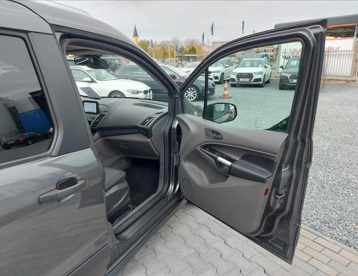 Ford Tourneo Connect 22