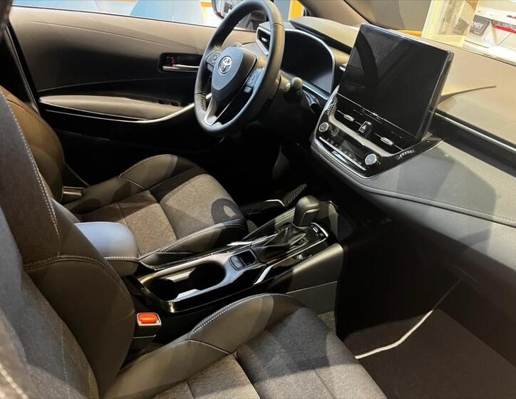 Toyota Corolla 5
