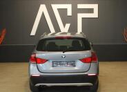 BMW X1 8