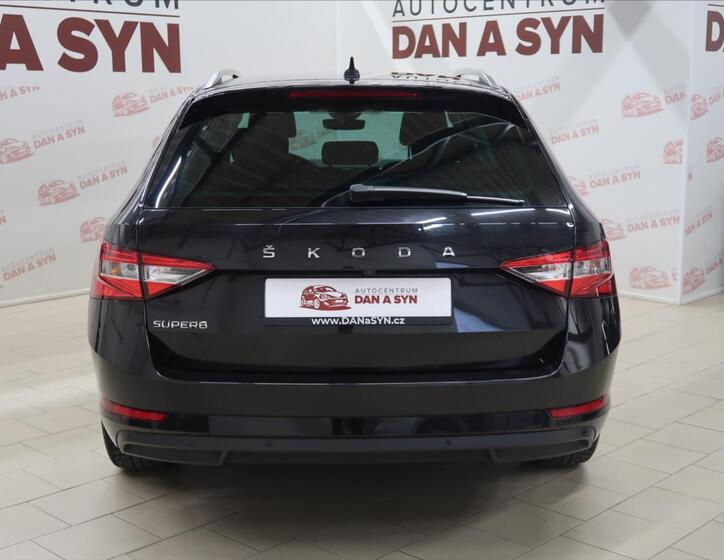Škoda Superb 5