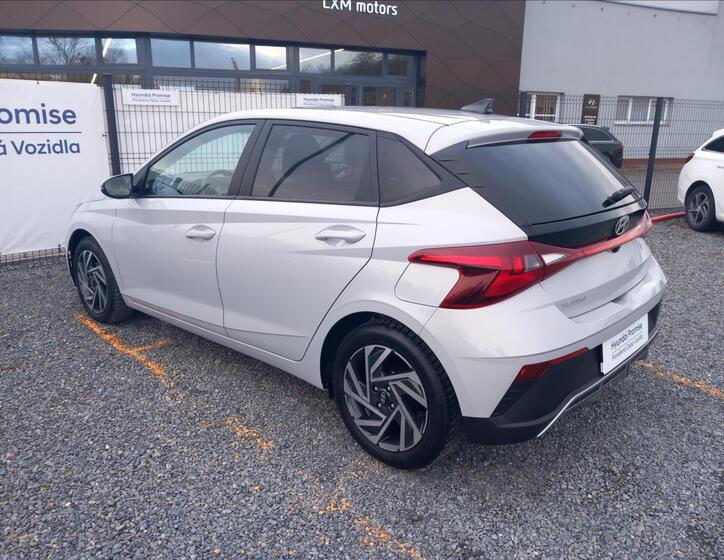 Hyundai i20 6