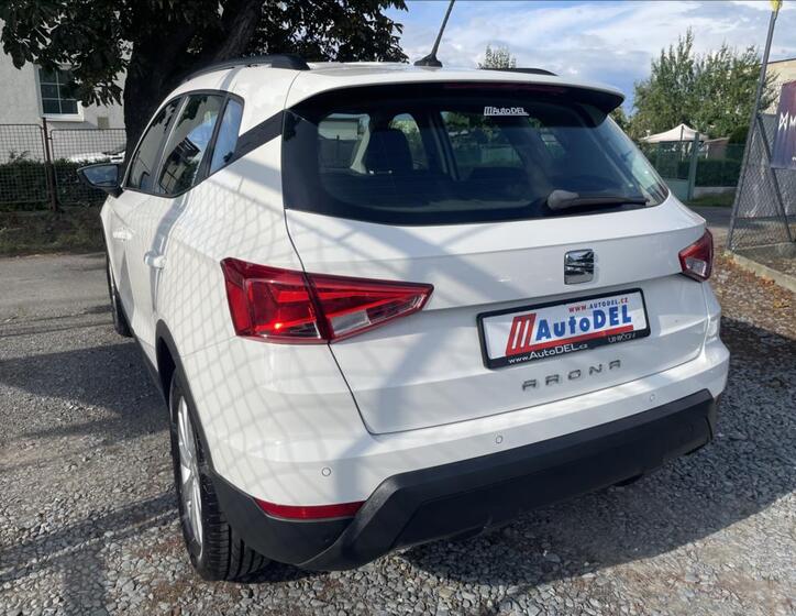 Seat Arona 3