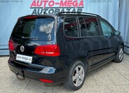 Volkswagen Touran 6