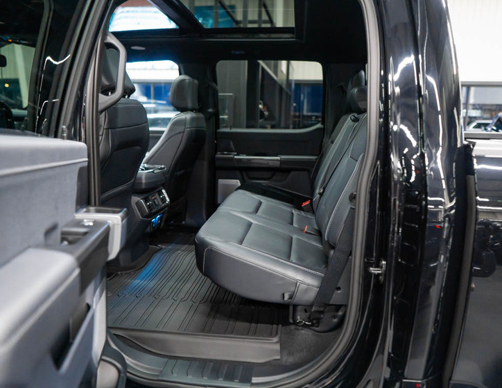Ford F-150 38