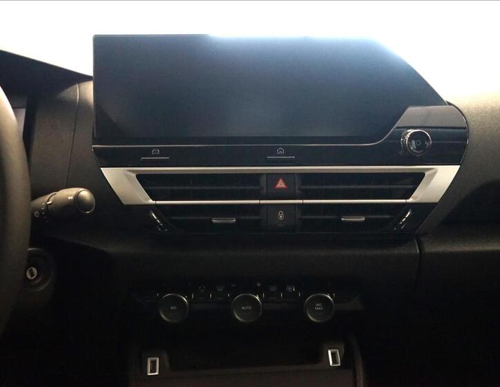 Citroën C4 X 11