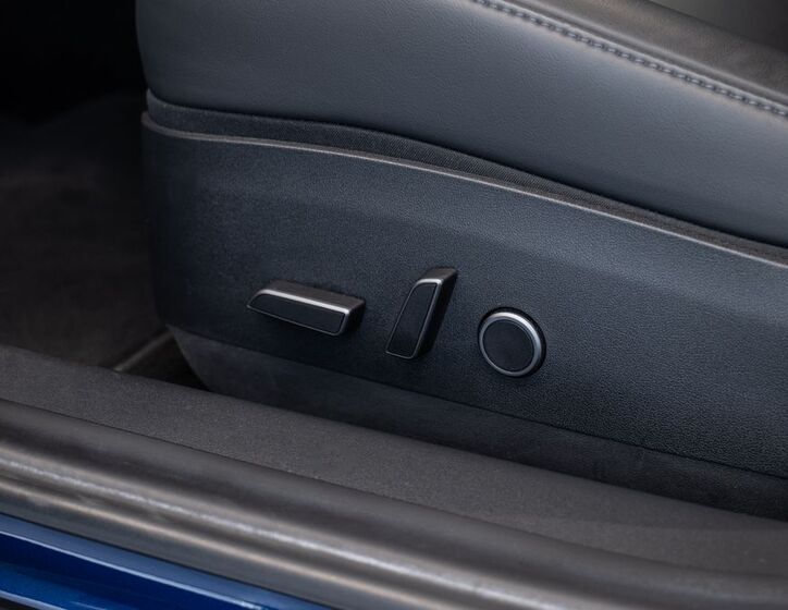 Tesla Model 3 9