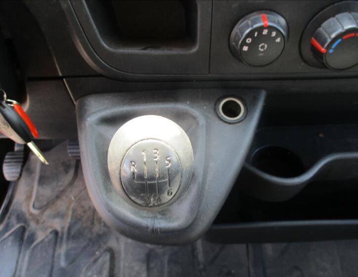 Renault Master 13