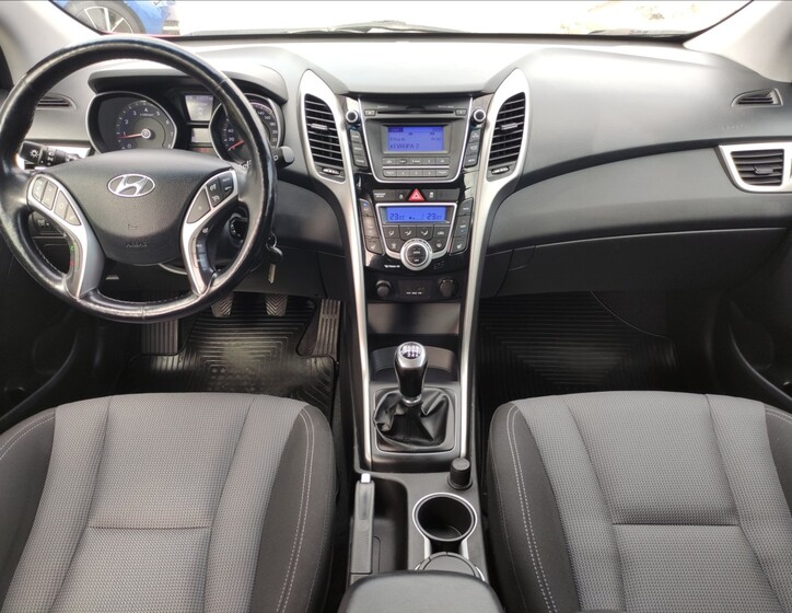 Hyundai i30 6