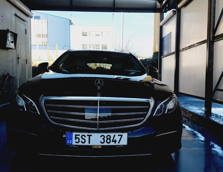 Mercedes-Benz Třídy E 6