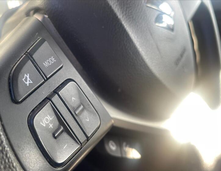 Suzuki Vitara 15