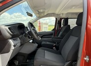 Peugeot Traveller 9