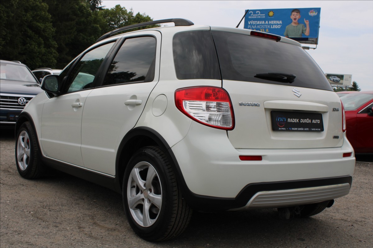 Suzuki SX4