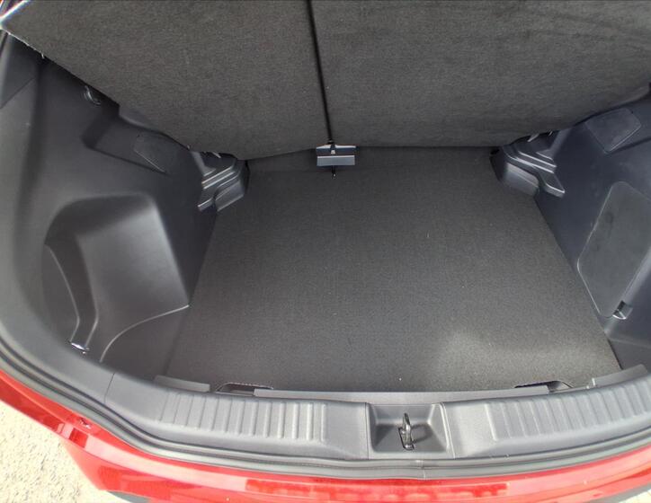 Toyota Yaris Cross 8