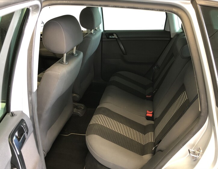 Volkswagen Polo 10