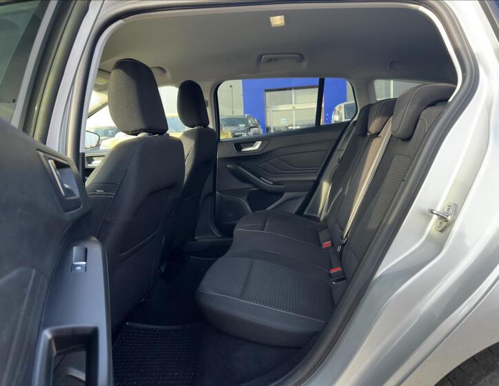 Ford Focus 18