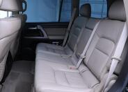 Toyota Land Cruiser 16