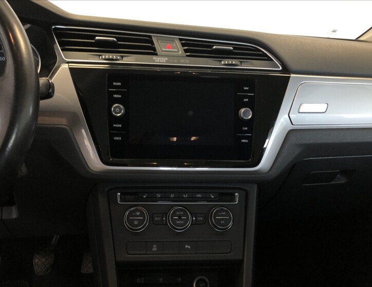 Volkswagen Touran 16