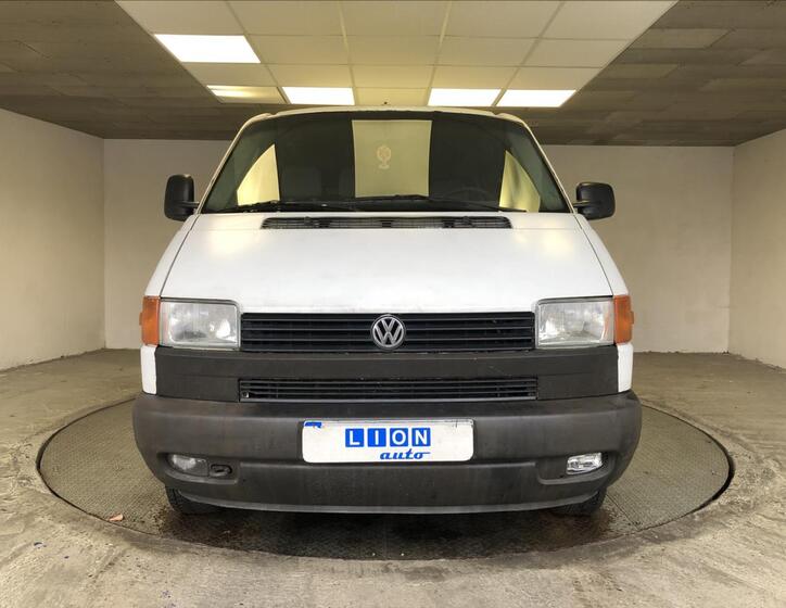 Volkswagen Transporter 2