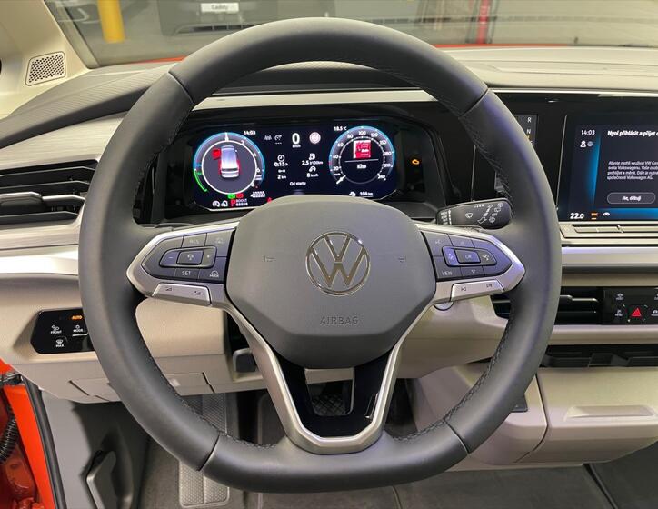Volkswagen Multivan 12