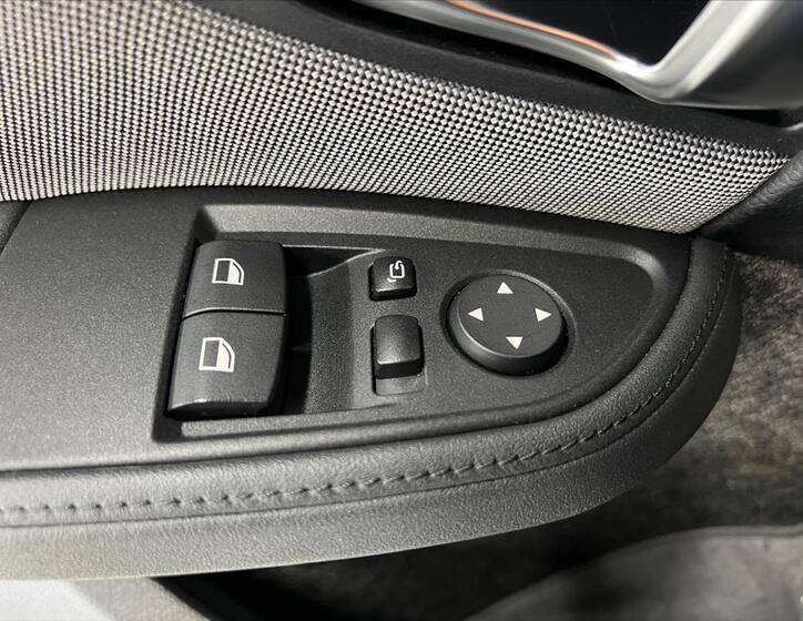 BMW i3 24