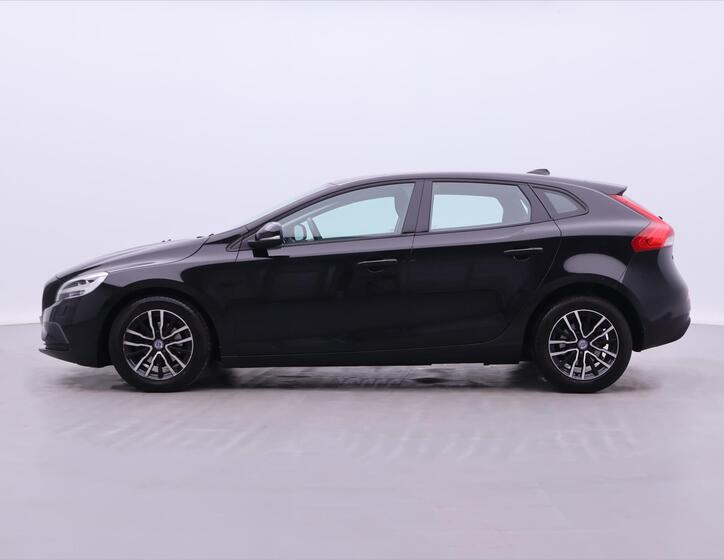 Volvo V40 4