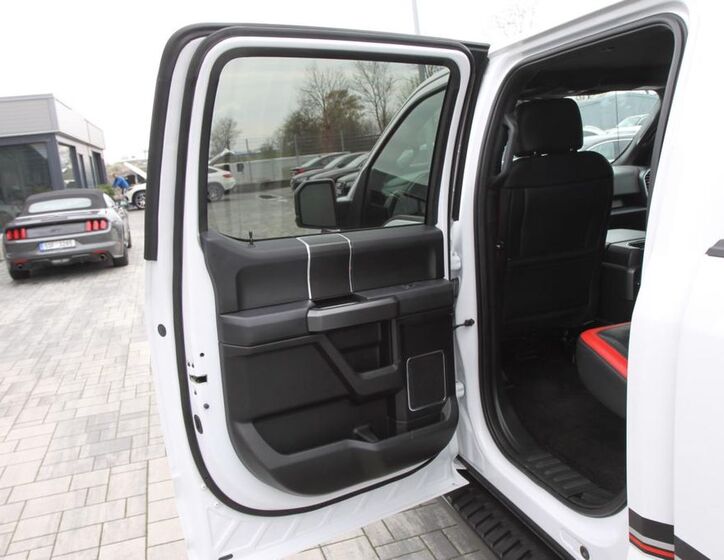 Ford F-150 23
