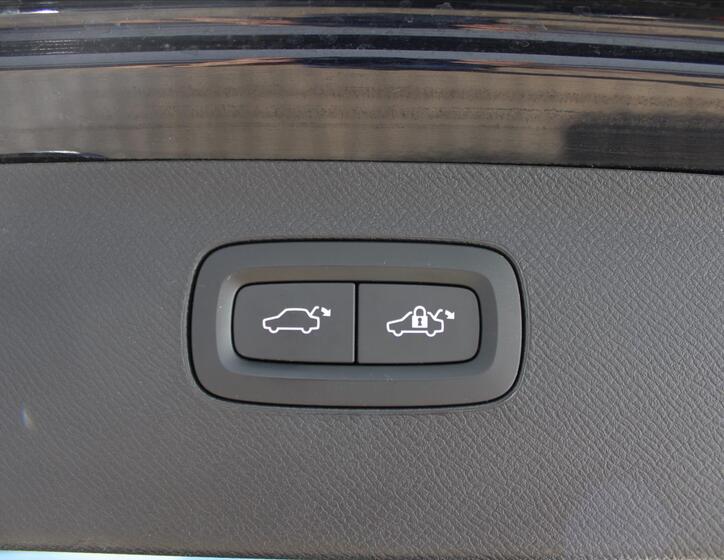 Volvo XC90 15