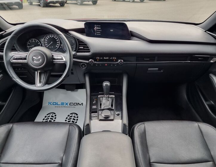 Mazda 3 13