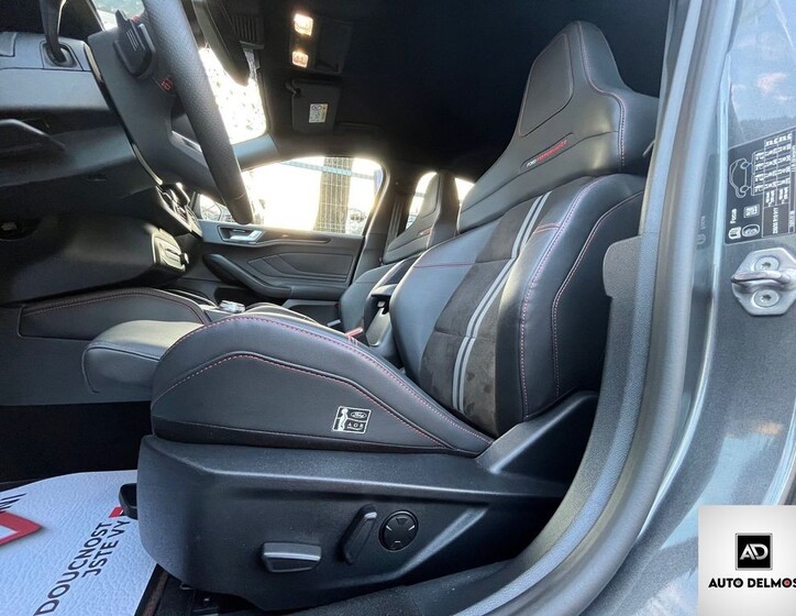 Ford Focus 23
