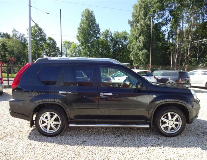Nissan X-Trail 8