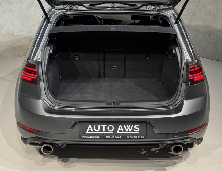 Volkswagen Golf 15