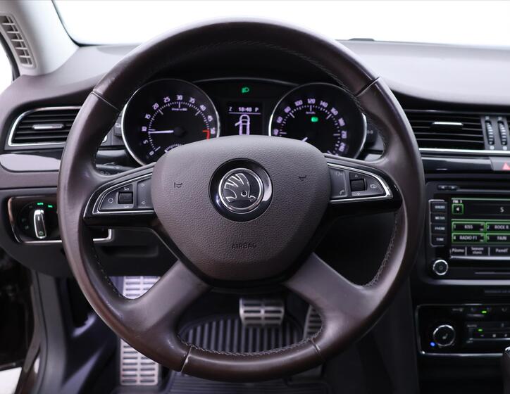 Škoda Superb 19