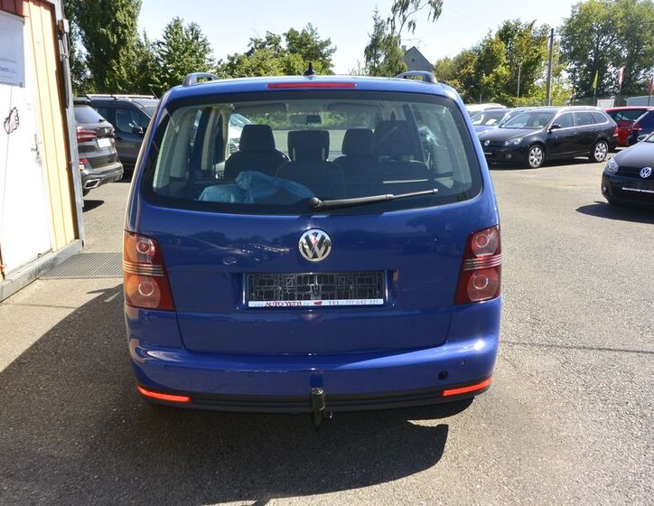 Volkswagen Touran 6