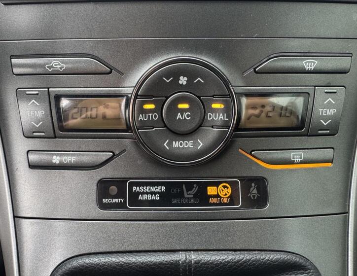 Toyota Auris 36