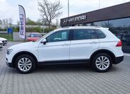 Volkswagen Tiguan 8