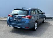 Toyota Auris 6