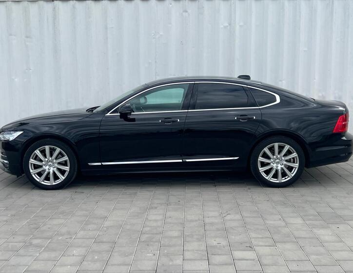 Volvo S90 22