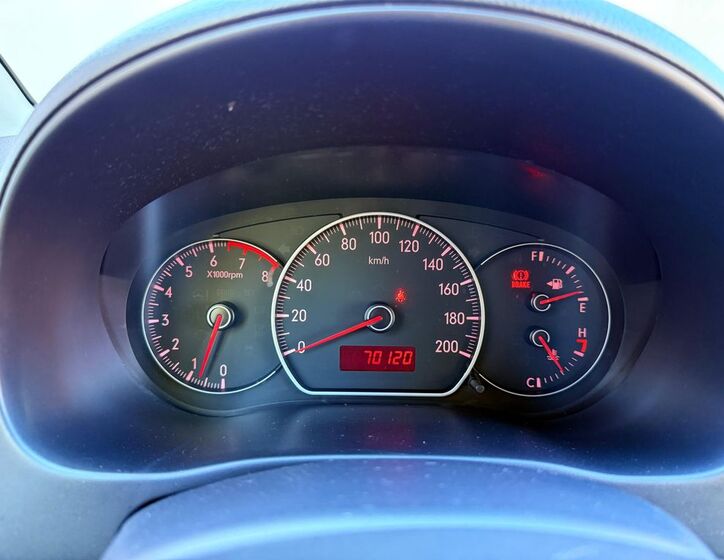 Suzuki SX4 16