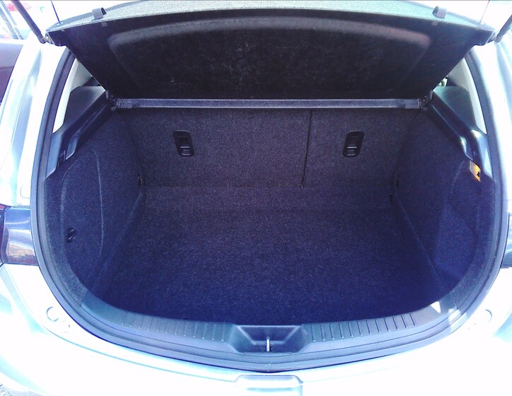Mazda 3 13