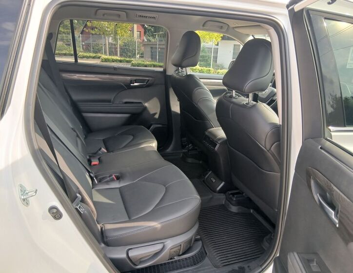 Toyota Highlander 14