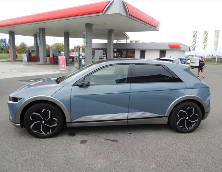 Hyundai Ioniq 5 5